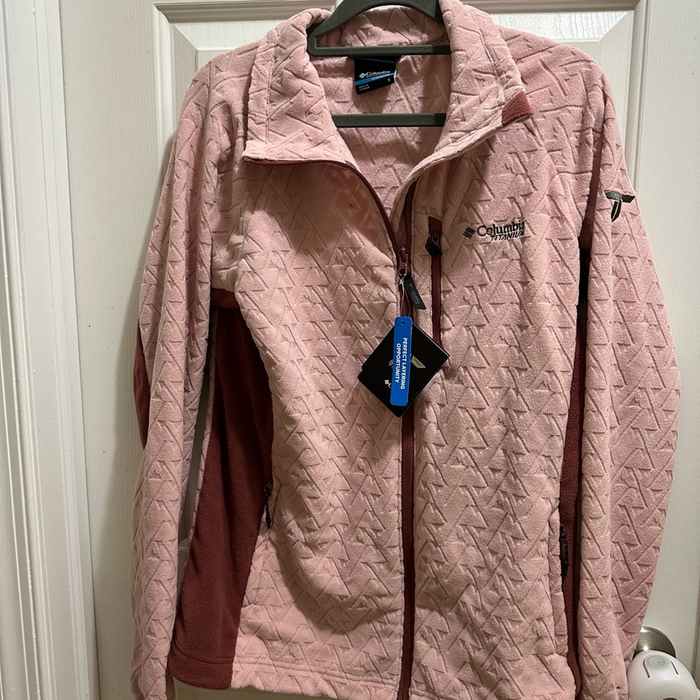 Columbia Women's Light Pink Ski Jacket